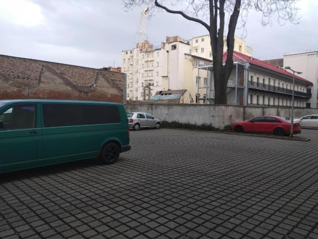 브르노 Apartmans In The Center With Privat Parking 아파트 외부 사진